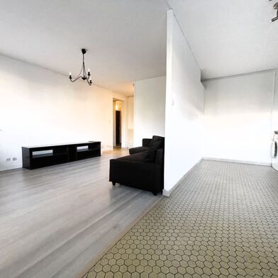 Appartement 3 pièces 90000 €