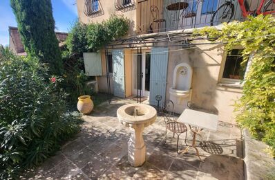 location maison 826 € CC /mois à proximité de Vaugines (84160)