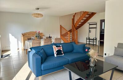 location maison 1 800 € CC /mois à proximité de Floirac (33270)