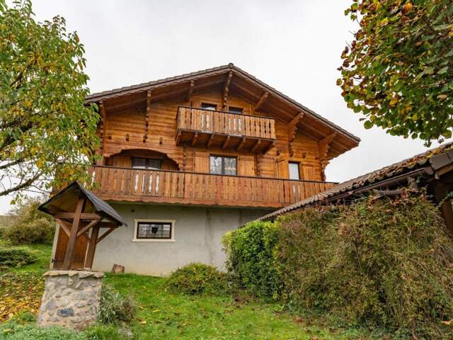 CHALET  À Vendre — photo du bien