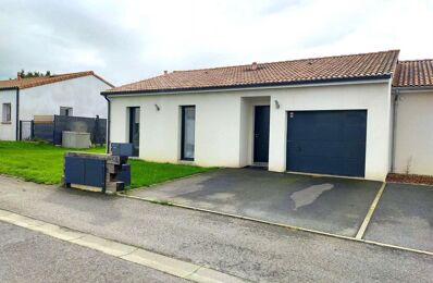 vente maison 221 870 € à proximité de Saint-Étienne-du-Bois (85670)