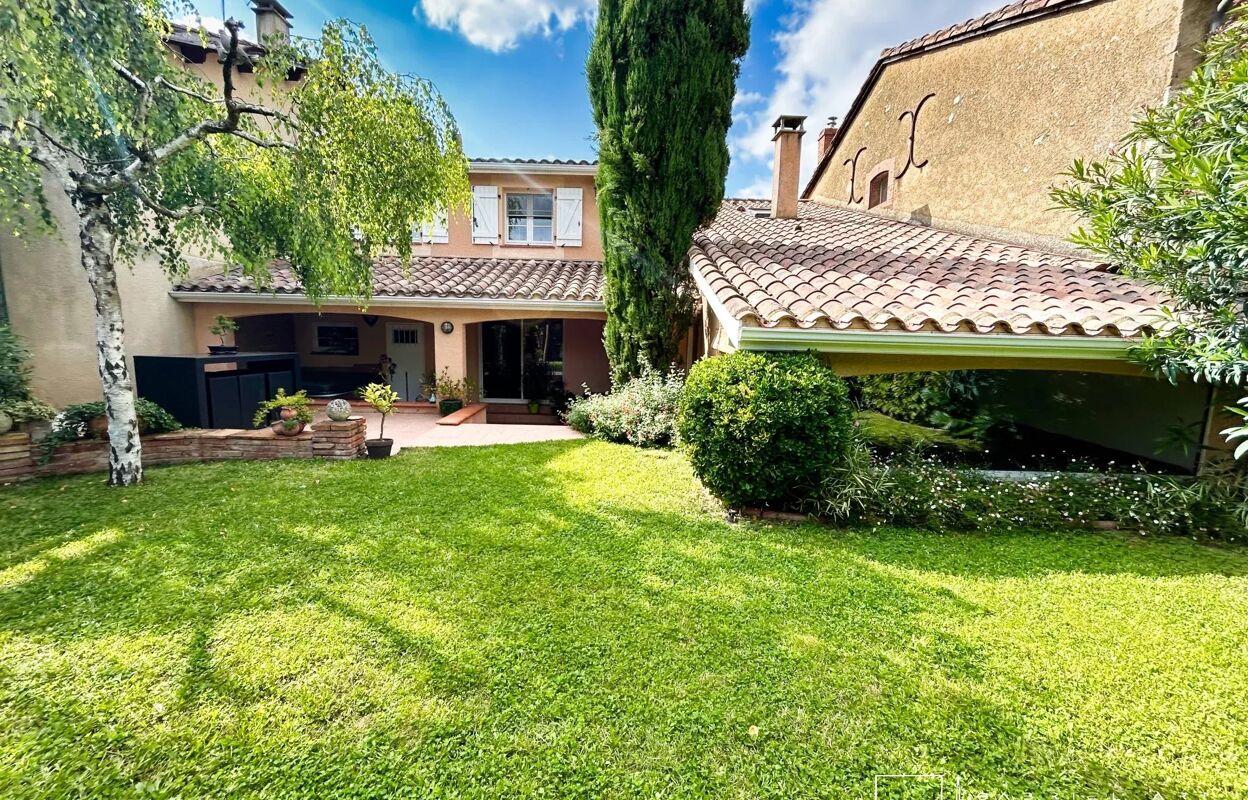 maison 4 pièces 132 m2 à vendre à Pavie (32550)