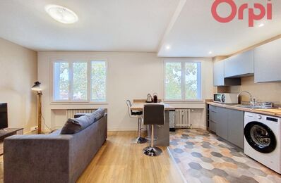 location appartement 680 € CC /mois à proximité de Saint-Gérand-le-Puy (03150)