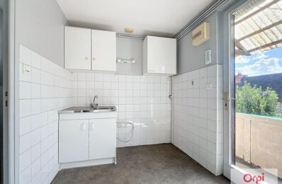 location appartement 360 € CC /mois à proximité de Doyet (03170)