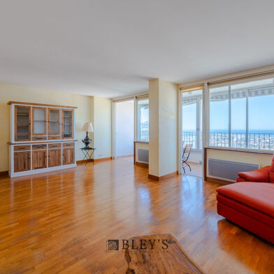 Appartement 4 pièces 260000 €