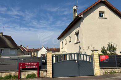 Maison 14 pièces 137000 €