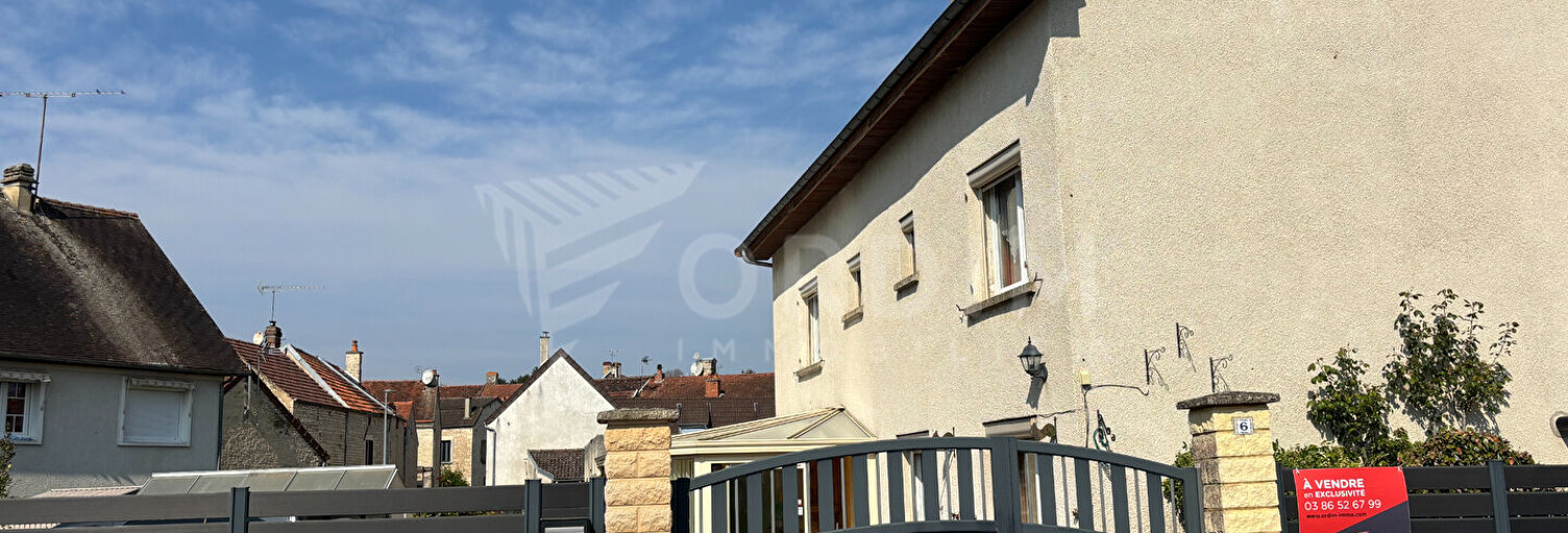 Maison 14 Pièces 145 m² à vendre à Lézinnes (89160)