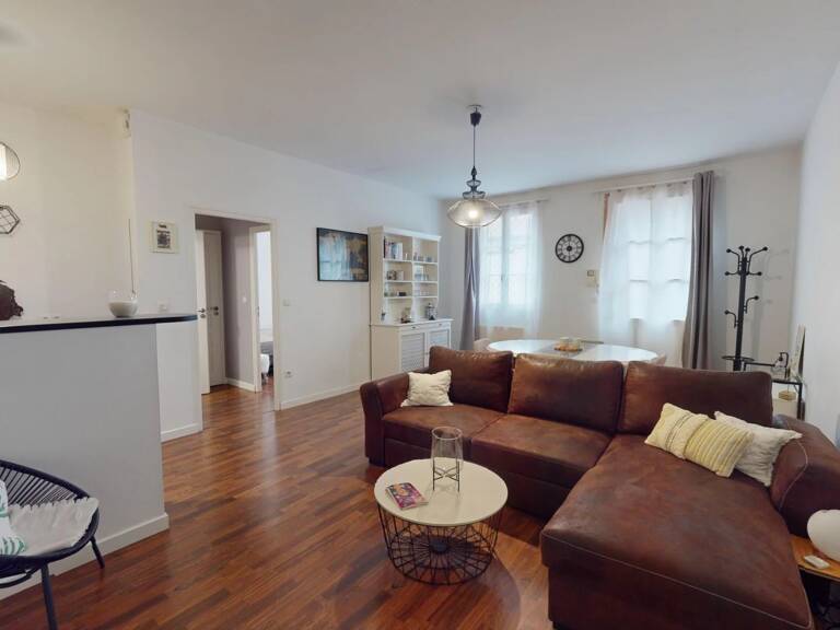 A LOUER - Appartement T2 en Basse Ville avec Parking — photo 1