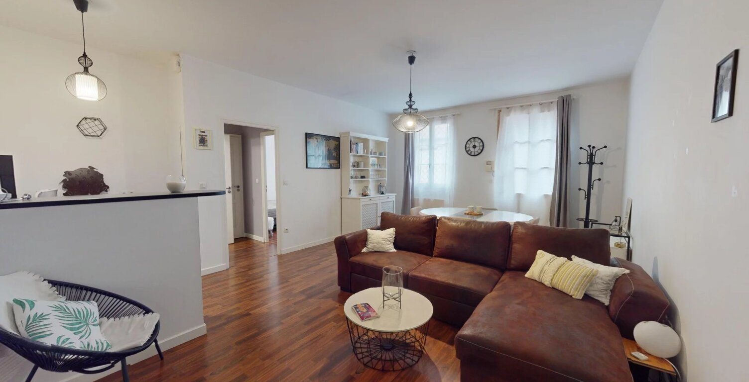 A LOUER - Appartement T2 en Basse Ville avec Parking — photo 1