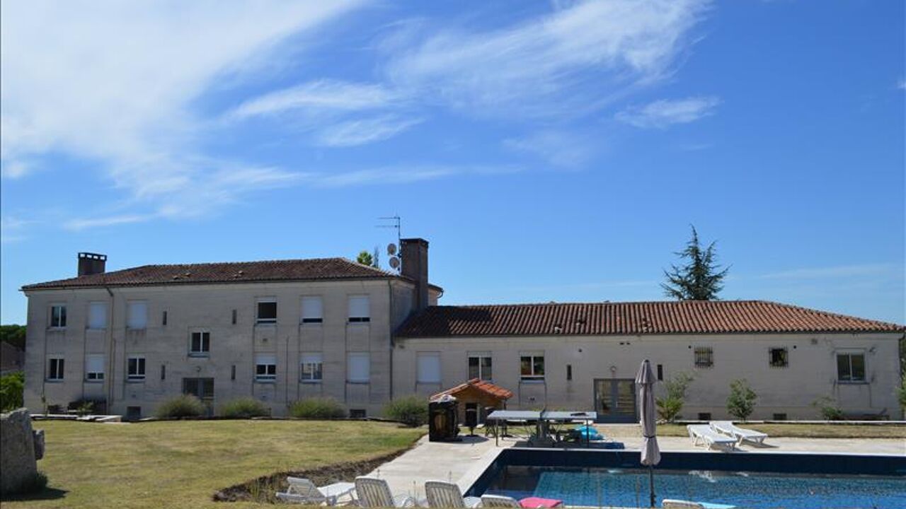 maison 4 pièces 130 m2 à vendre à Aubeterre-sur-Dronne (16390)