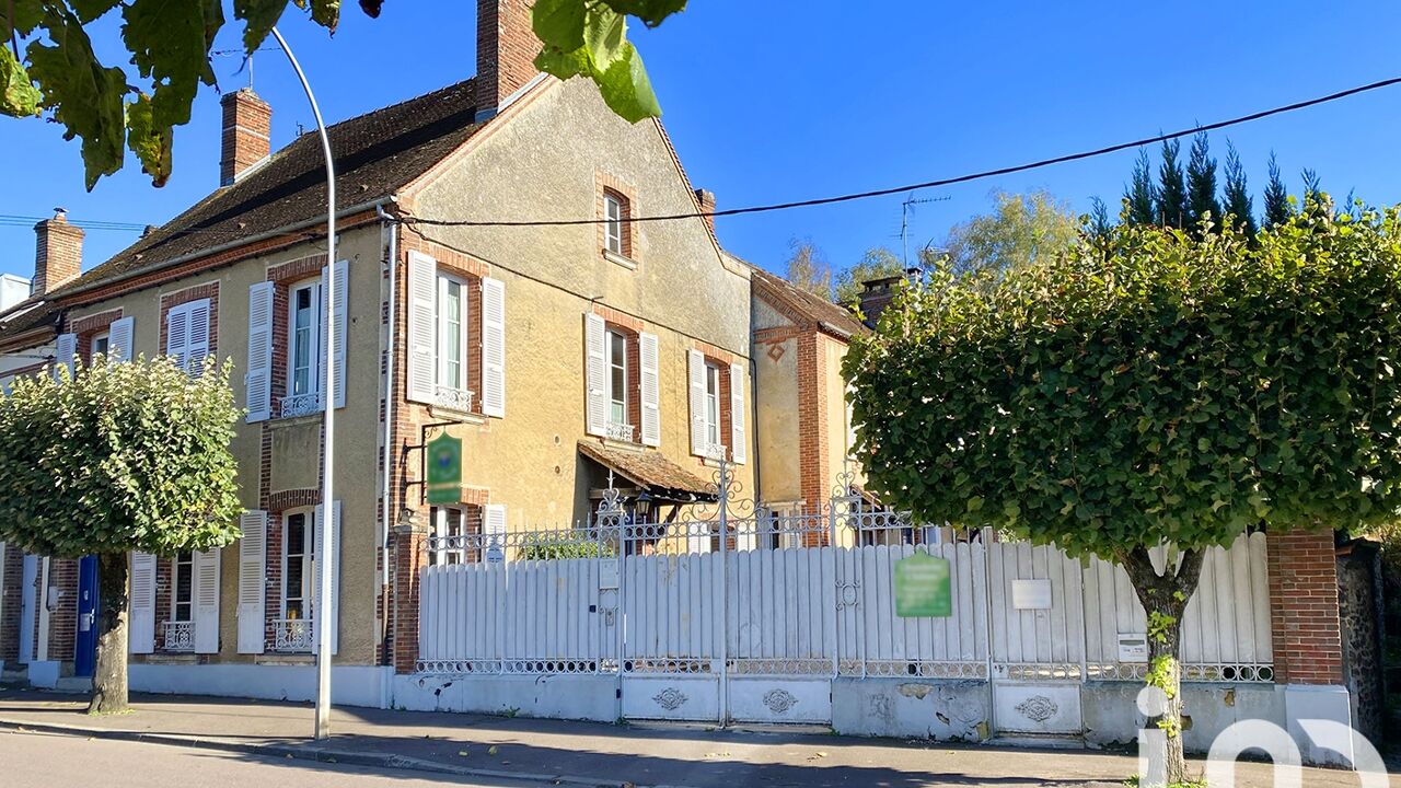 maison 7 pièces 242 m2 à vendre à Toucy (89130)