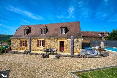 Maison 8 pièces 348150 €