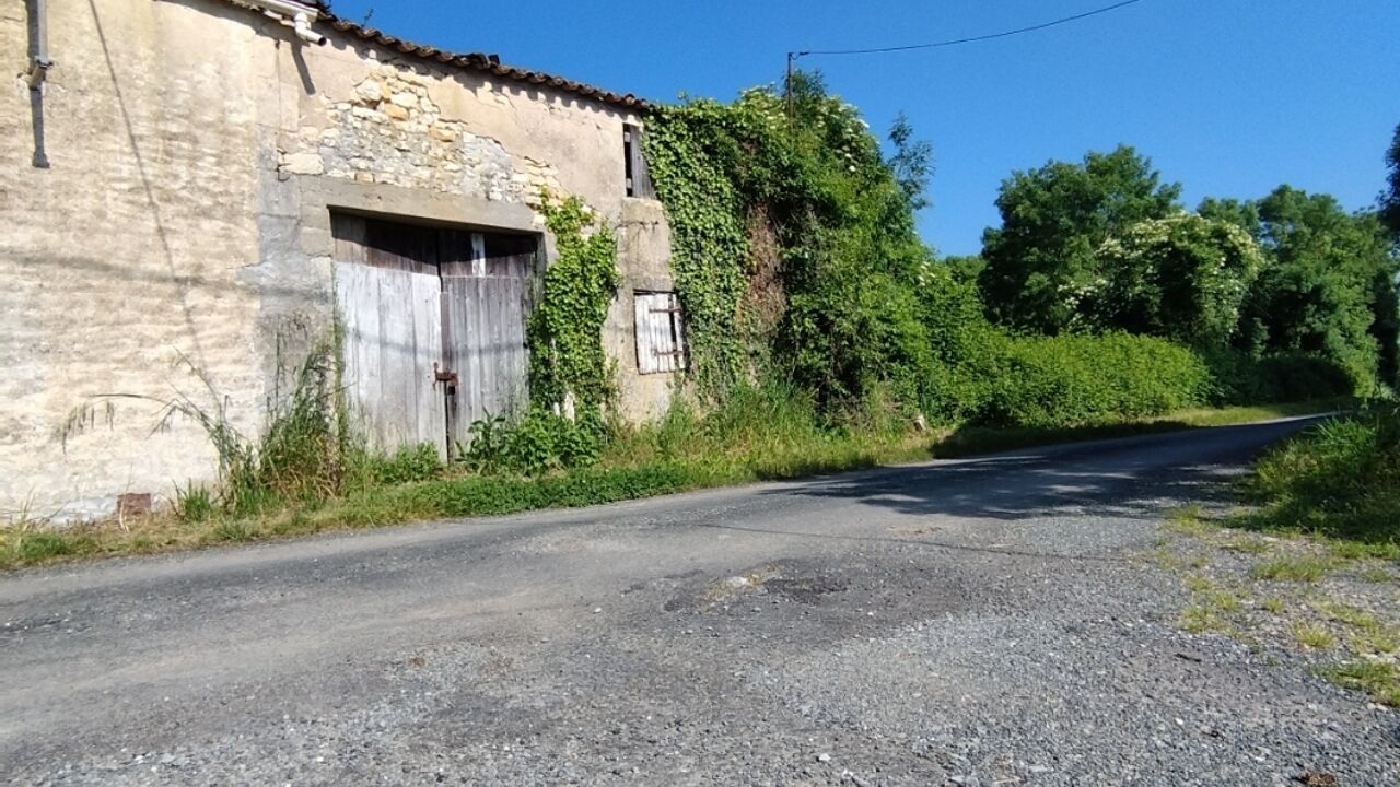 garage  pièces 77 m2 à vendre à Moragne (17430)