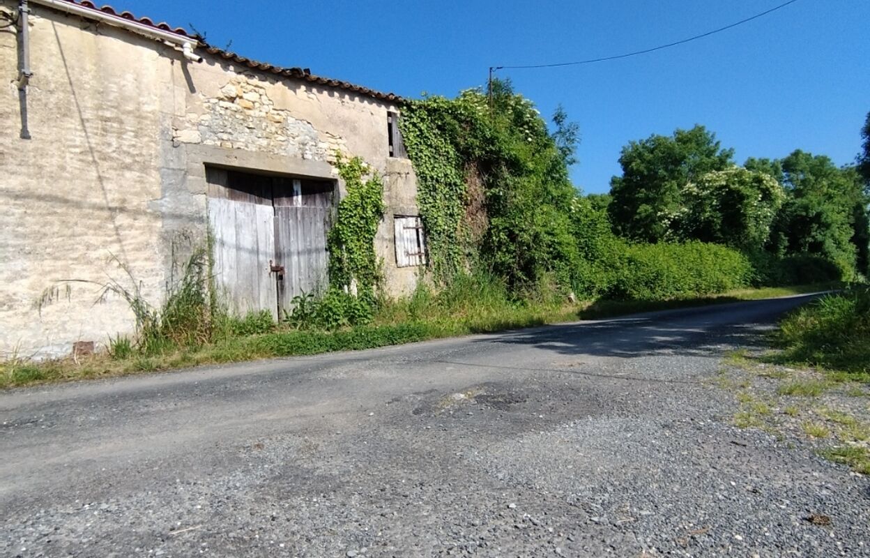 garage  pièces 77 m2 à vendre à Moragne (17430)