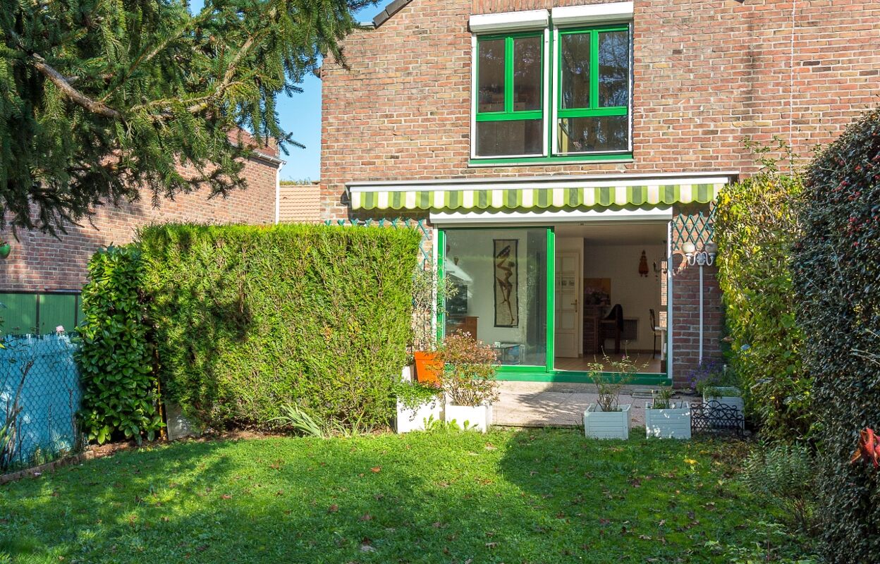 maison 5 pièces 97 m2 à vendre à Montigny-le-Bretonneux (78180)