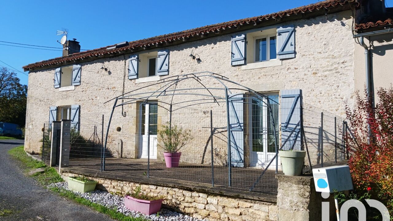 maison 9 pièces 197 m2 à vendre à Sommières-du-Clain (86160)