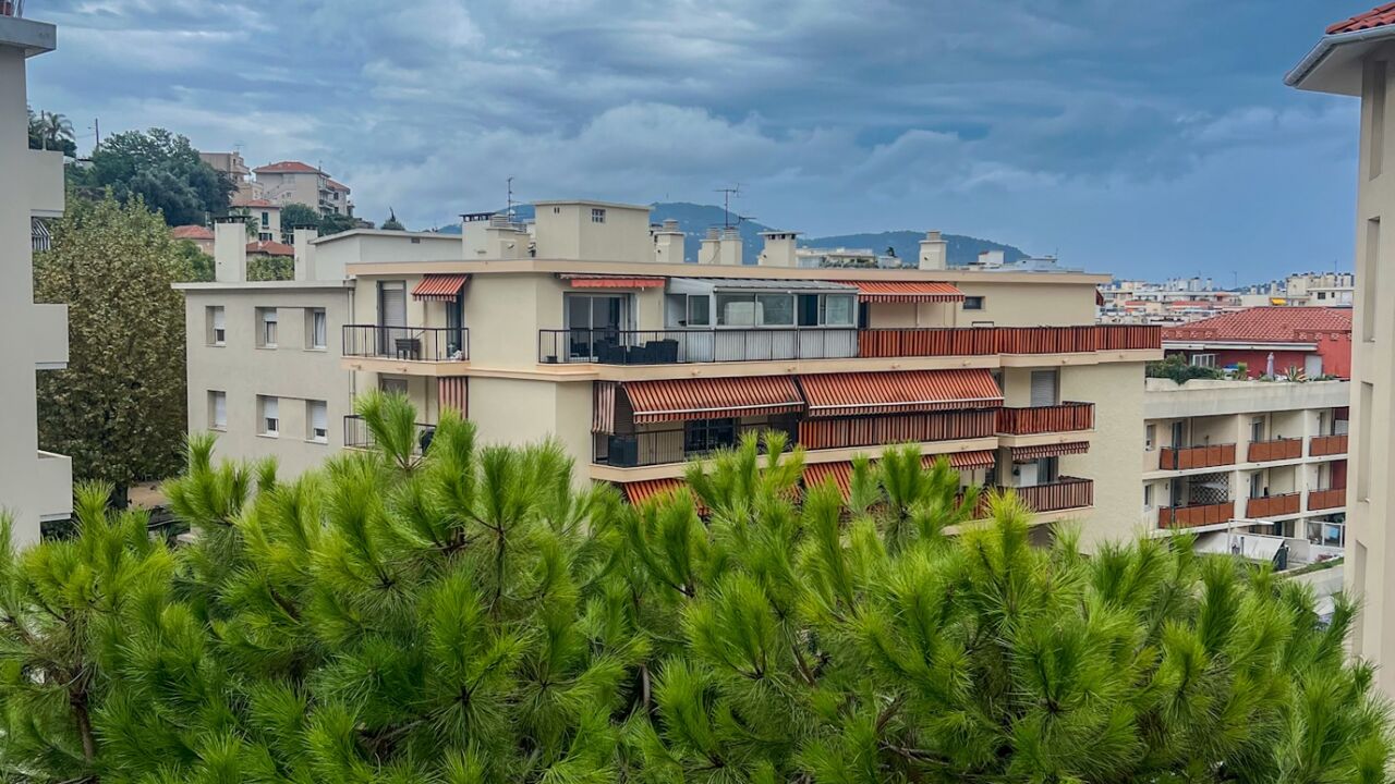 appartement 4 pièces 78 m2 à vendre à Nice (06100)