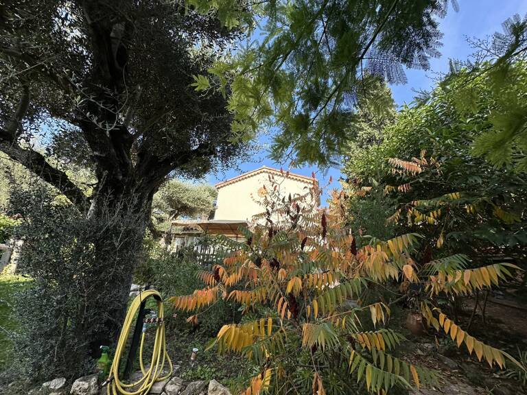 Au calme, Indépendante avec Jardin clos — photo 1