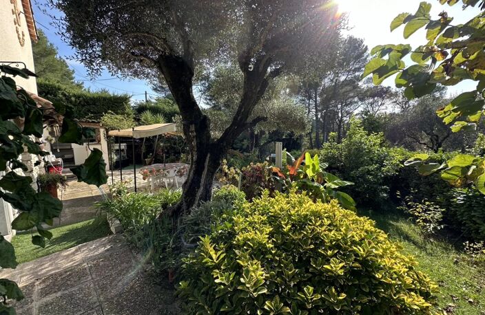 Au calme, Indépendante avec Jardin clos — photo 2