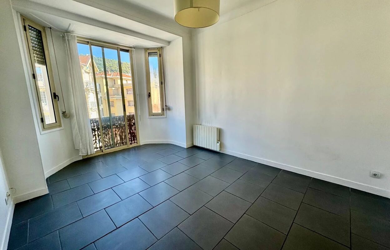 appartement 3 pièces 65 m2 à vendre à Nice (06300)