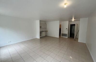 location appartement 769 € CC /mois à proximité de Saint-Germain-de-la-Grange (78640)