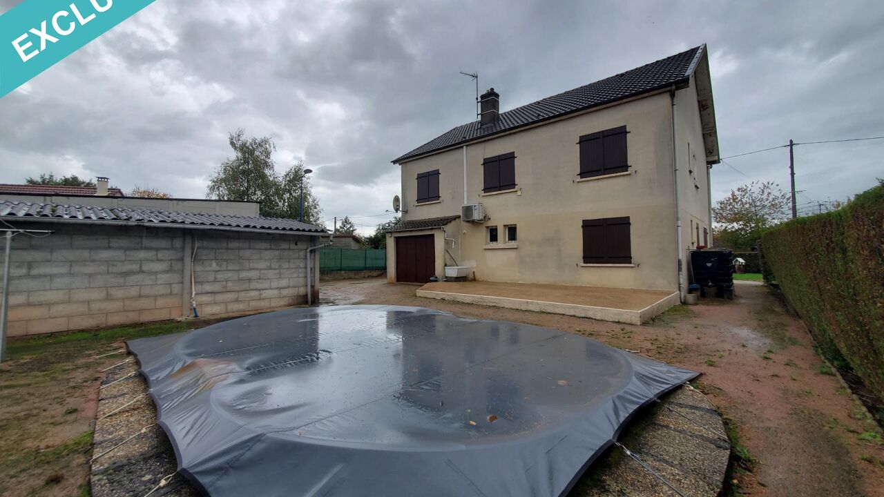 maison 6 pièces 147 m2 à vendre à Saint-Vallier (71230)