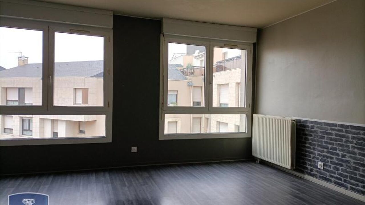 appartement 2 pièces 56 m2 à louer à Châteauroux (36000)