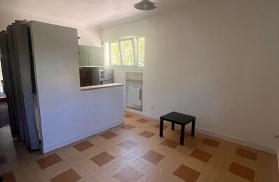 location appartement 882 € CC /mois à proximité de Simiane-Collongue (13109)