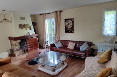 location maison 1 990 € CC /mois à proximité de Bullion (78830)