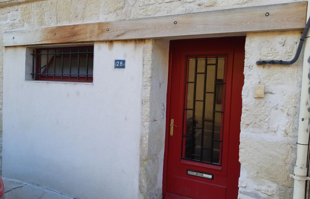 appartement 3 pièces 73 m2 à louer à Arles (13200)