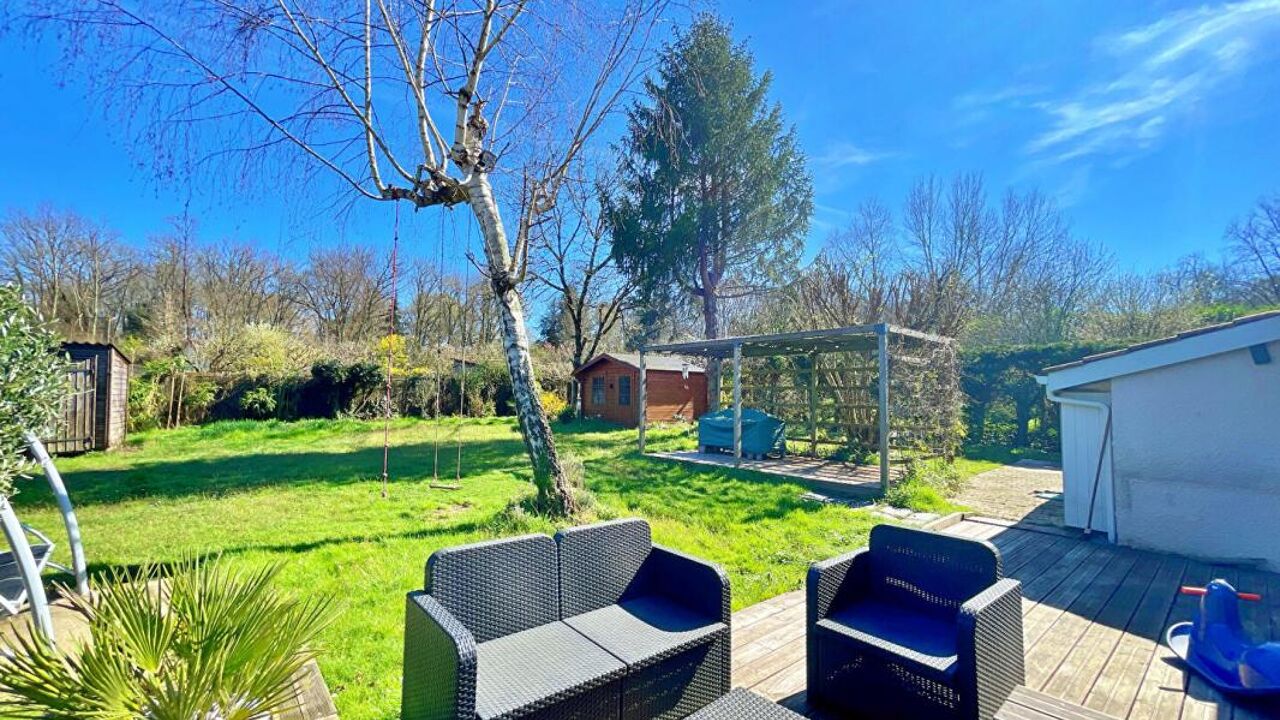 maison 6 pièces 118 m2 à vendre à Camblanes-Et-Meynac (33360)