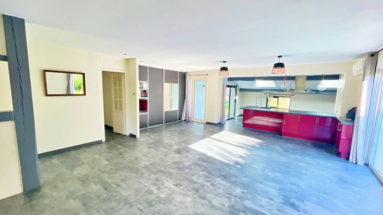 maison 6 pièces 118 m2 à vendre à Camblanes-Et-Meynac (33360)