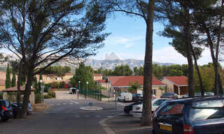 Immeuble   m² à vendre à Rousset (13790)