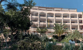 Immeuble   m² à vendre à Carqueiranne (83320)