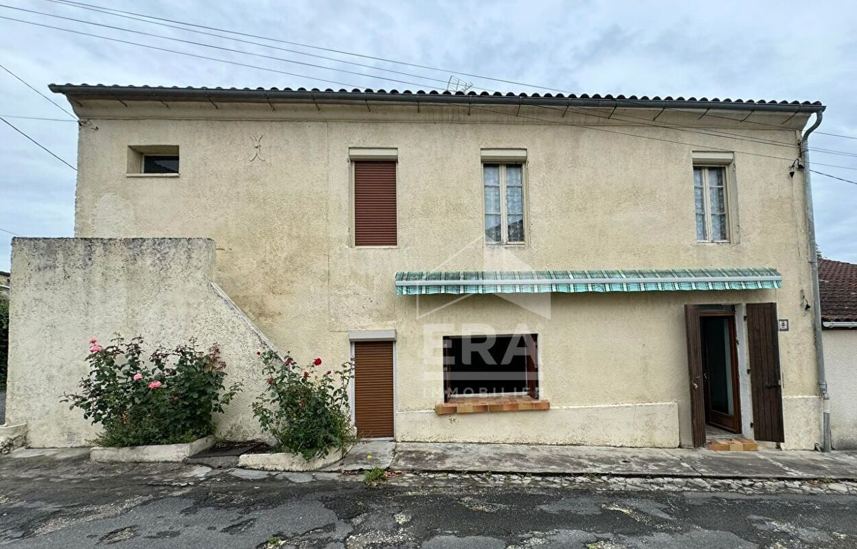 maison 4 pièces 118 m2 à vendre à Bourg (33710)