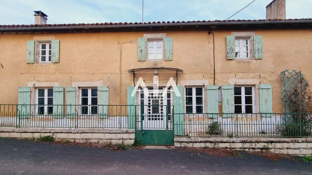 maison 4 pièces 136 m2 à vendre à Genouillé (86250)