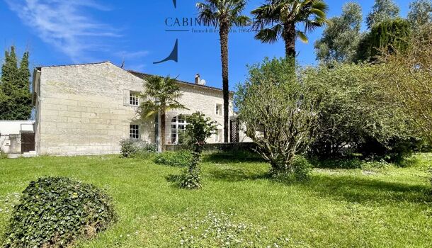 Villa / Maison 11 pièces  à vendre Courcoury 17100