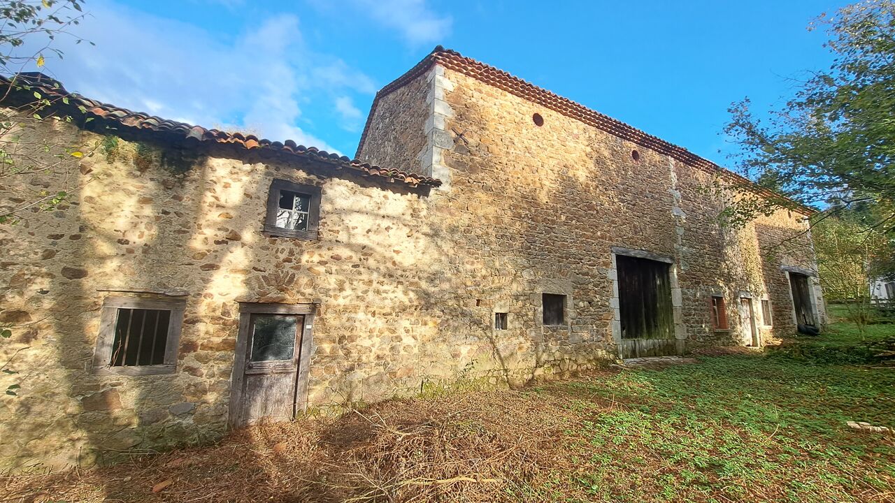 maison 6 pièces 180 m2 à vendre à Auzelles (63590)