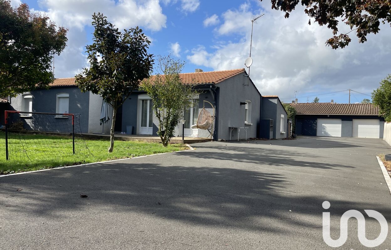 maison 6 pièces 116 m2 à vendre à Mauzé-sur-le-Mignon (79210)