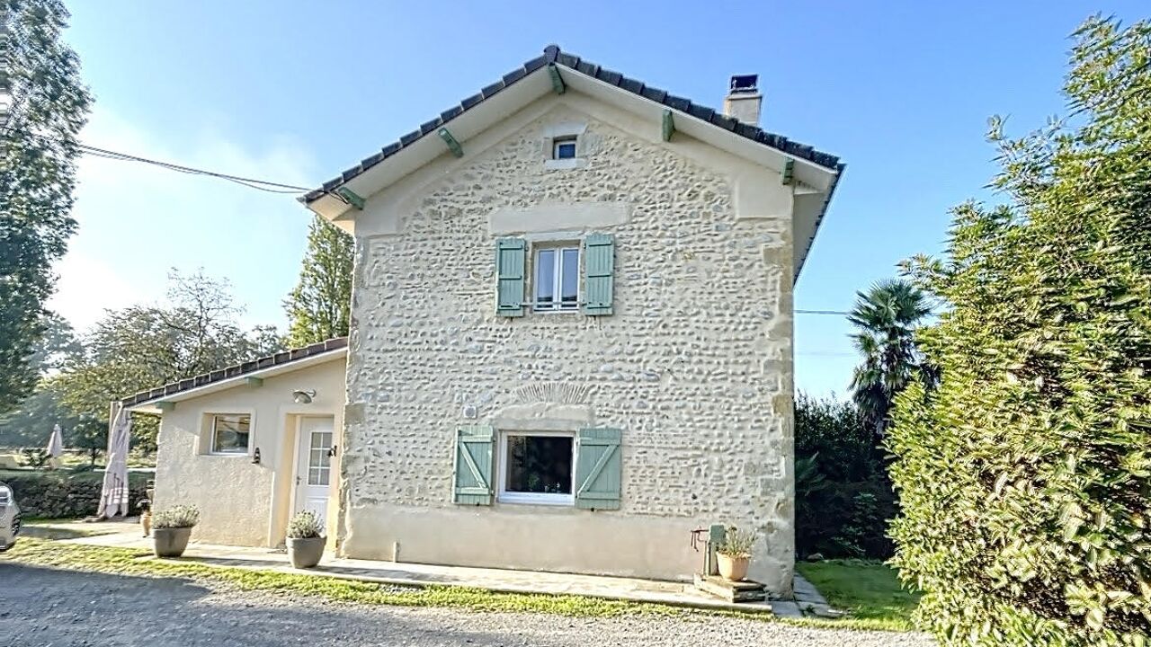 maison 5 pièces 130 m2 à vendre à Vignes (64410)