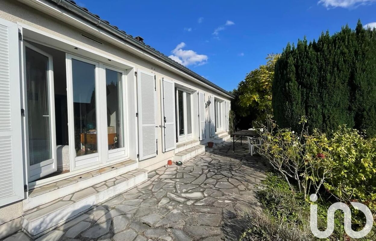 maison 5 pièces 88 m2 à vendre à Chanteloup-les-Vignes (78570)