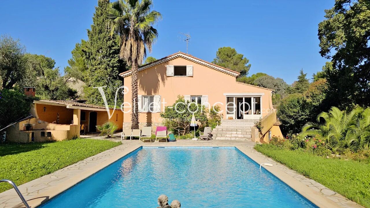 maison 9 pièces 180 m2 à vendre à Mougins (06250)