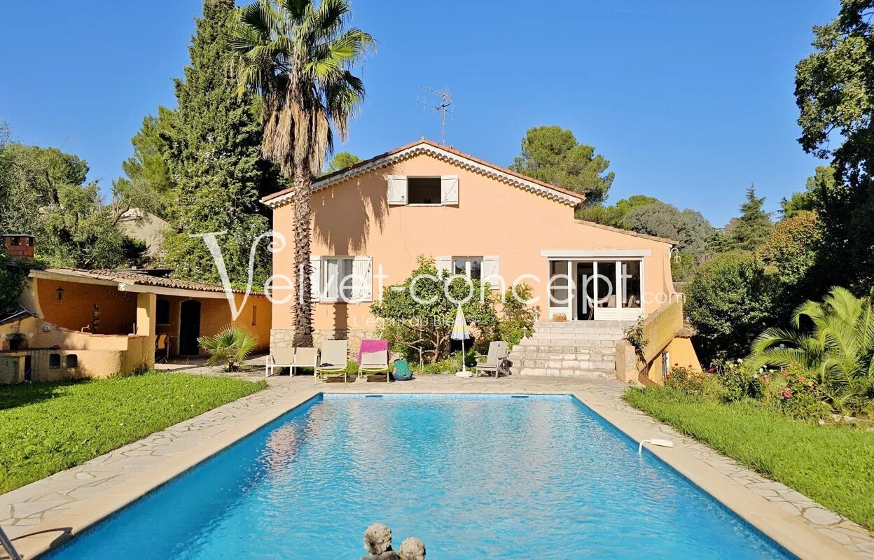 maison 9 pièces 180 m2 à vendre à Mougins (06250)