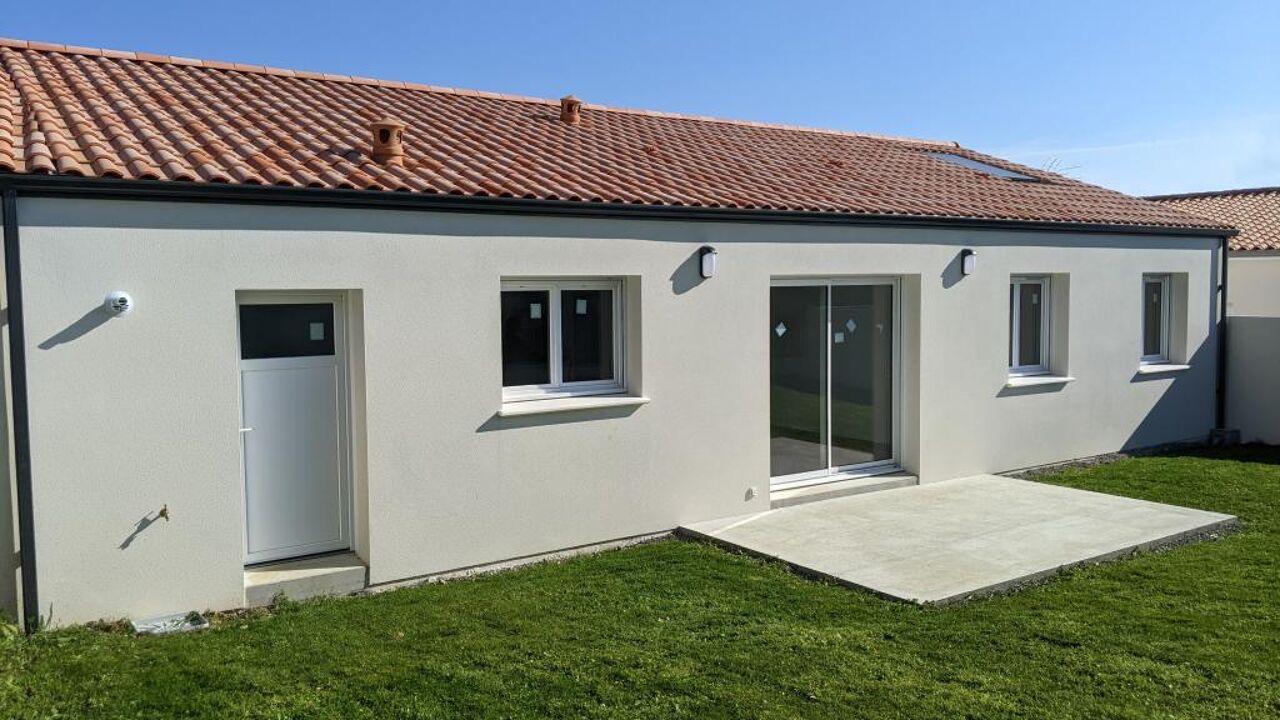 maison 5 pièces 103 m2 à louer à Bégrolles-en-Mauges (49122)