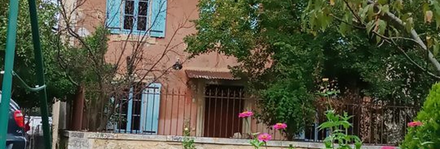 Maison 4 Pièces 100 m² à louer à Robion (84440)