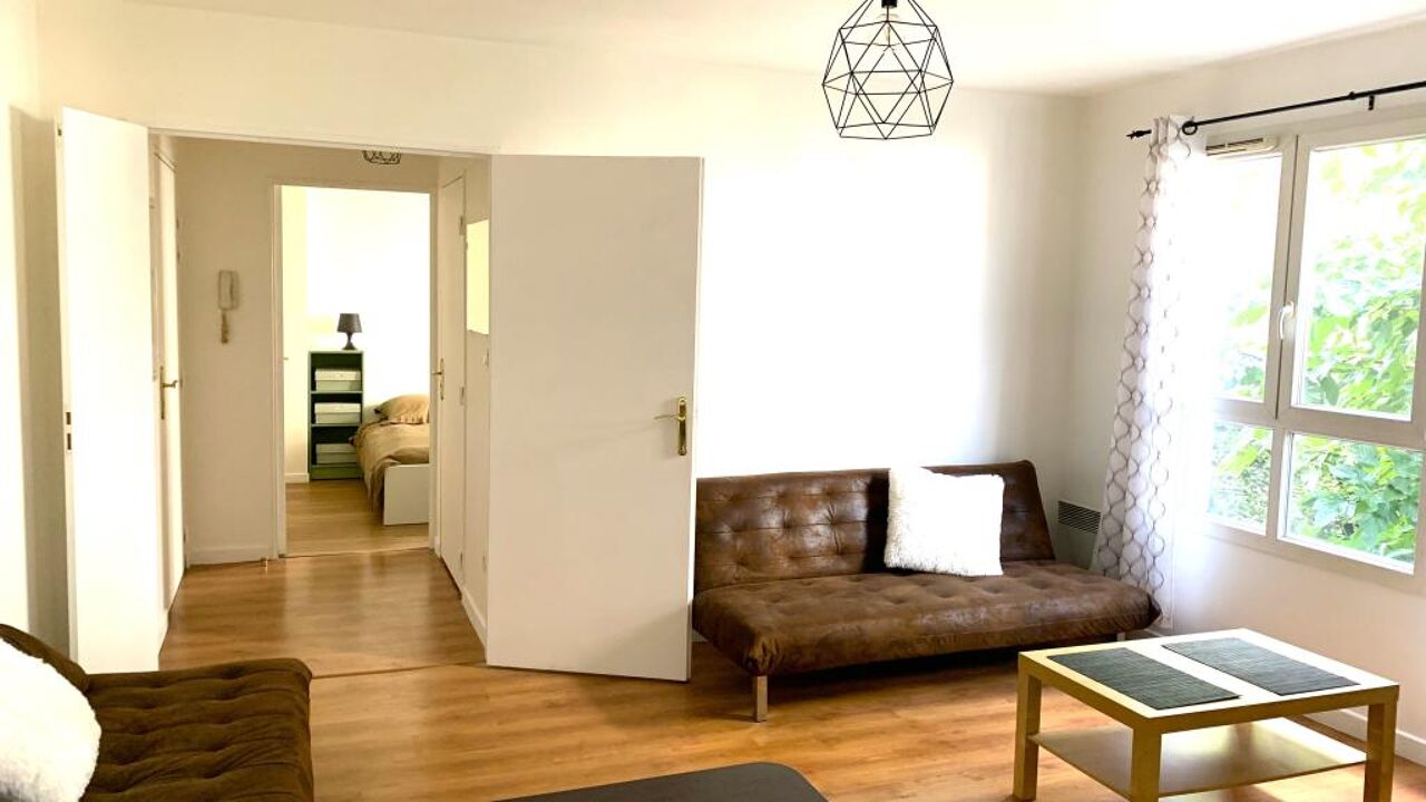 appartement 2 pièces 43 m2 à louer à Saint-Denis (93200)