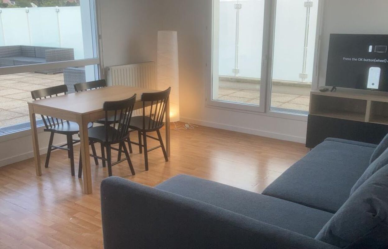 appartement 4 pièces 82 m2 à louer à Nanterre (92000)