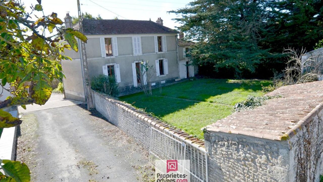 maison 4 pièces 168 m2 à vendre à Lairoux (85400)