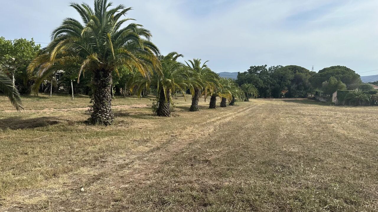 terrain  pièces 1226 m2 à vendre à Fréjus (83600)