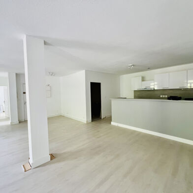 Appartement 6 pièces 124000 €